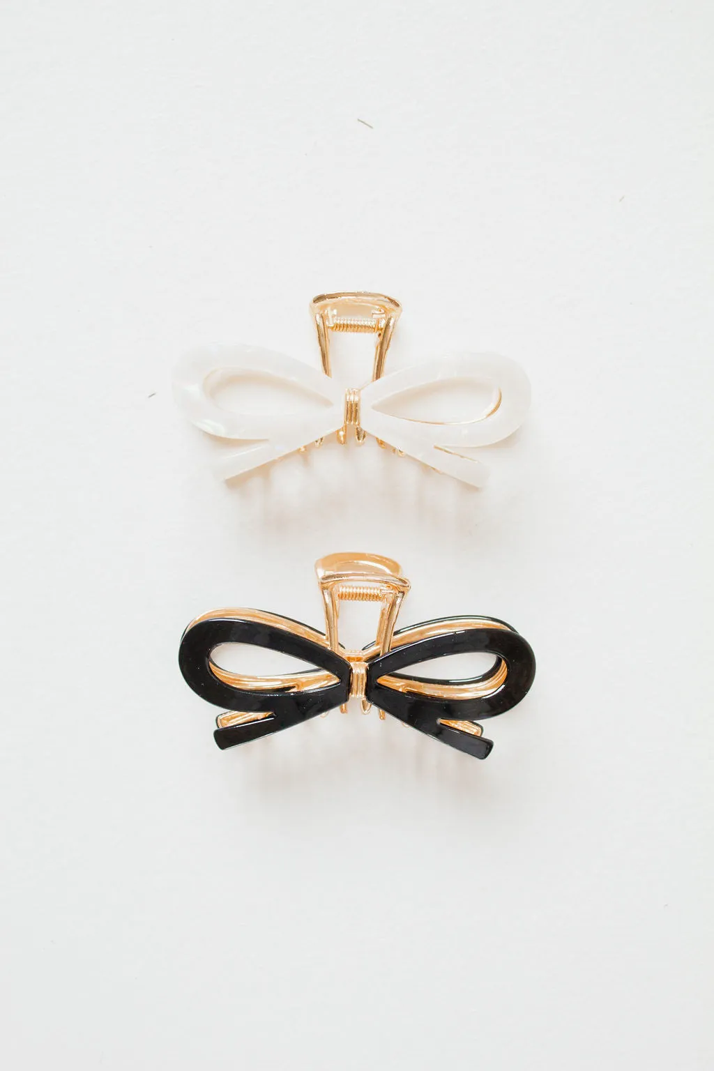 Adrienne Bow Claw Clip Andi