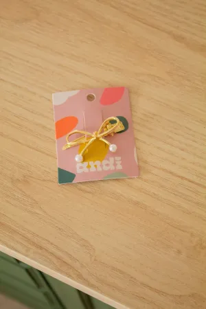 Amanda Bow Pearl Clip Andi