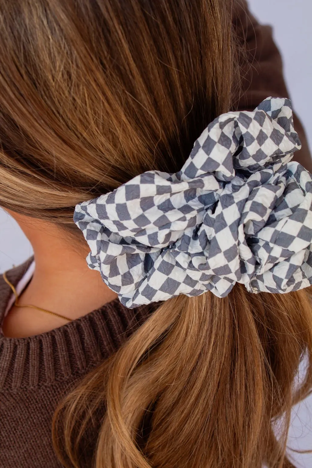 Andi x Rad Rev Grey Checkered Jumbo Scrunchie Andi