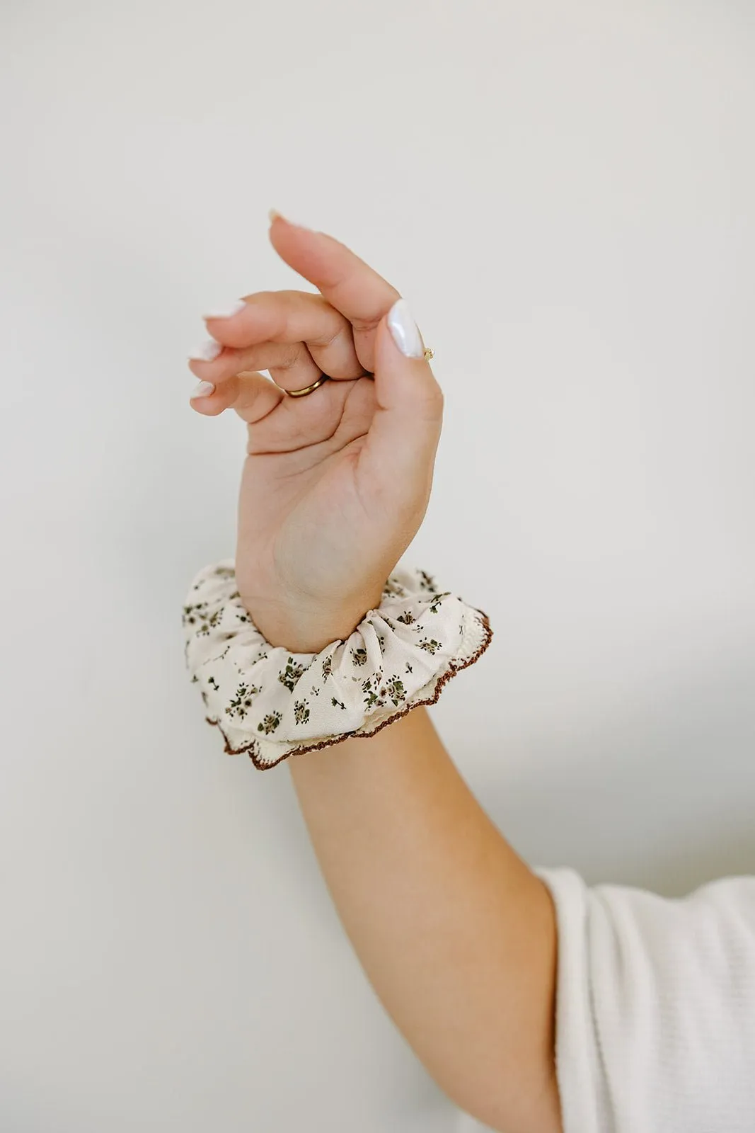 Autumn Lace Trimmed Oversized Scrunchie Andi