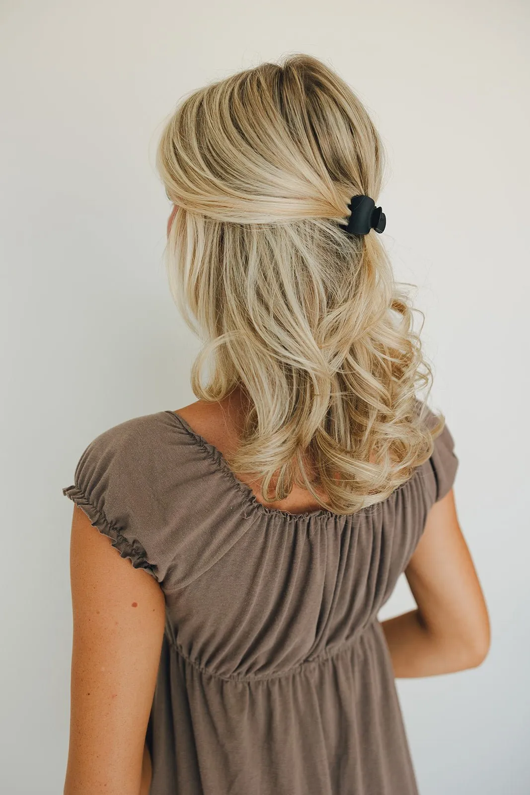 Basic Matte Claw Clip Andi