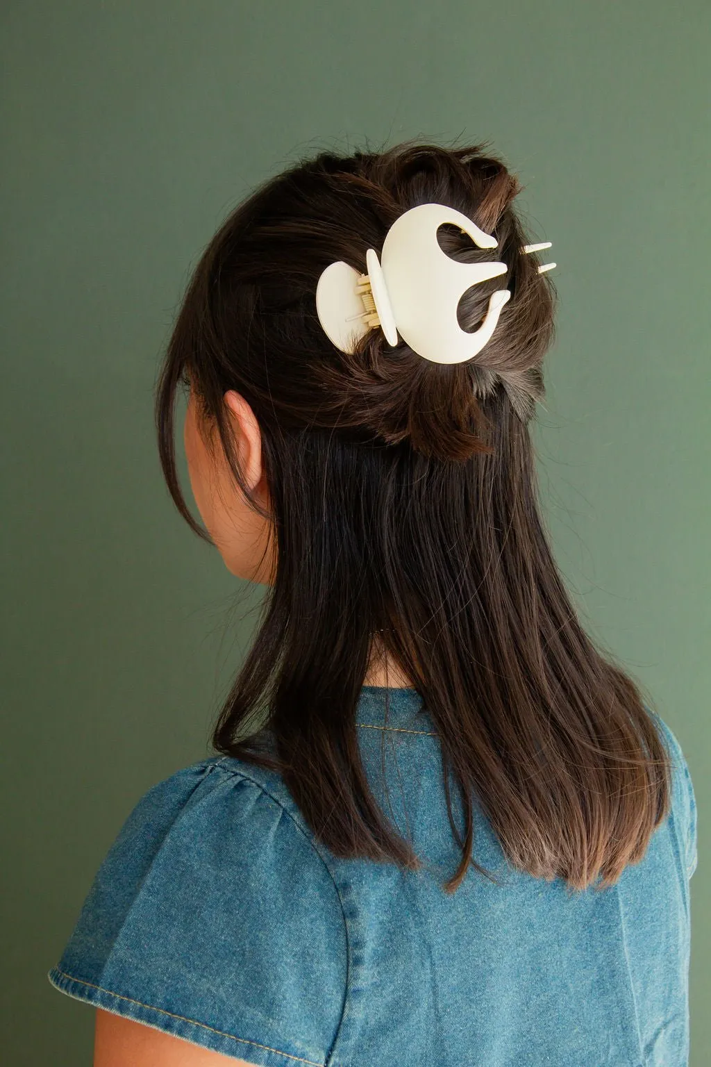 Beetlejuice Flat Claw Clip Andi
