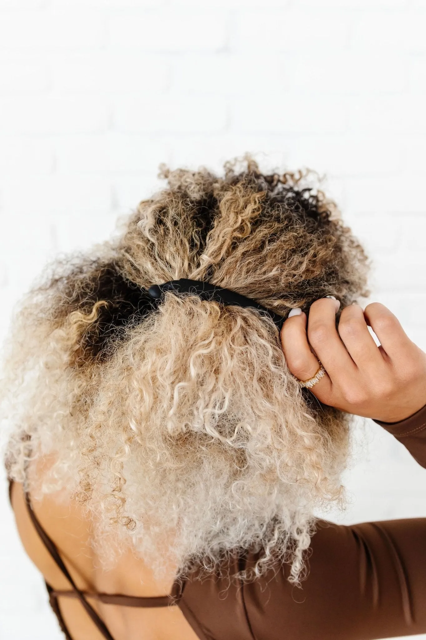 Black Banana Claw Clip Andi