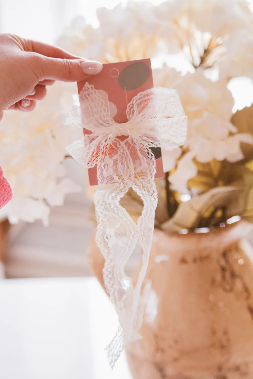 Callie Lace Bow Clip Andi