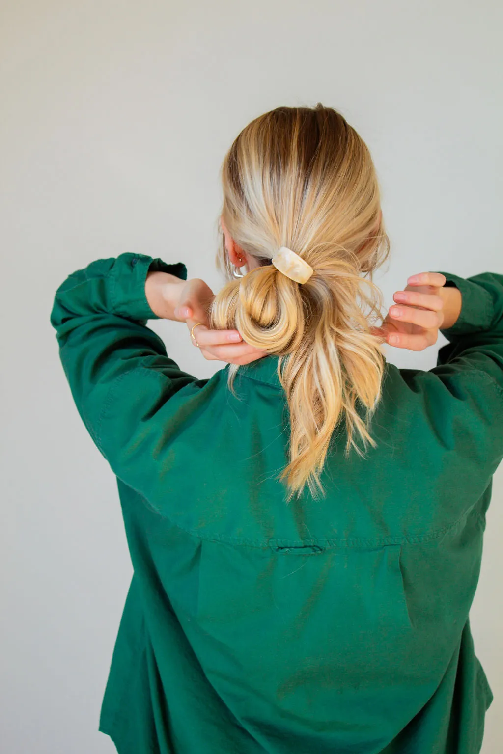 Caramel Latte Ponytail Cuff Andi