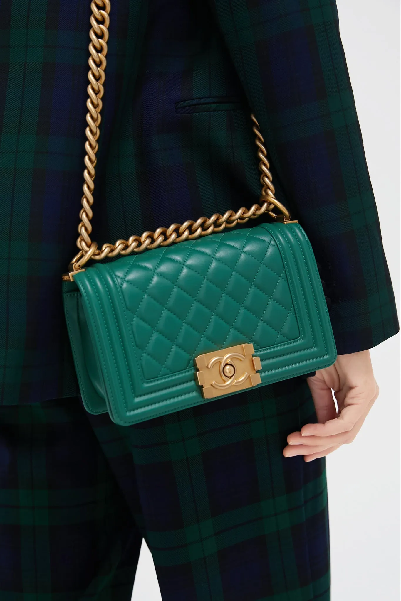 CHANEL Green Diamond Pattern Leather Chain Shoulder Bag