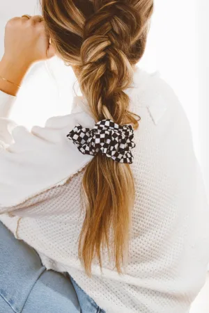 Checkerboard Oversized Scrunchie Andi