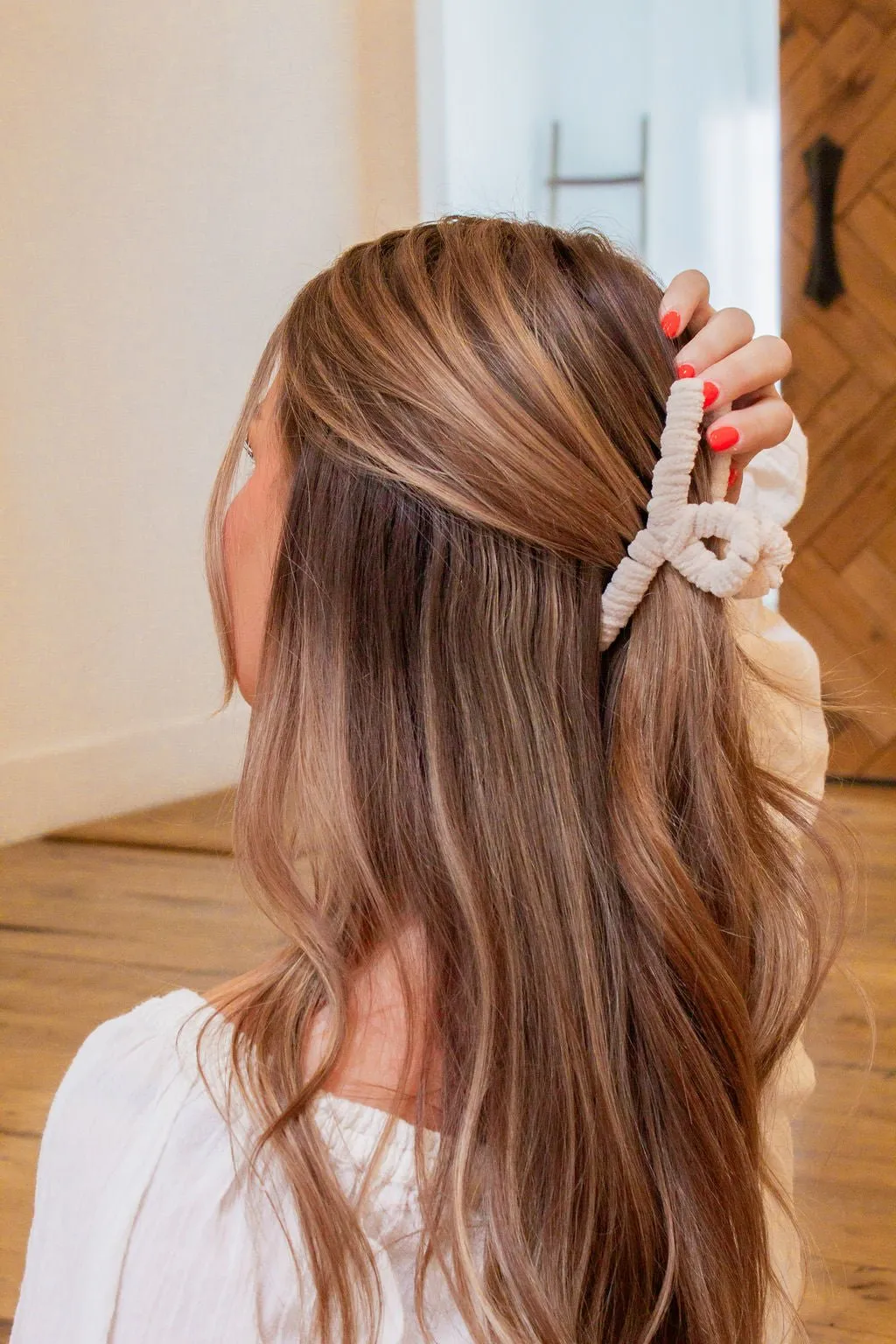 Chenille Loop Claw Clip Andi