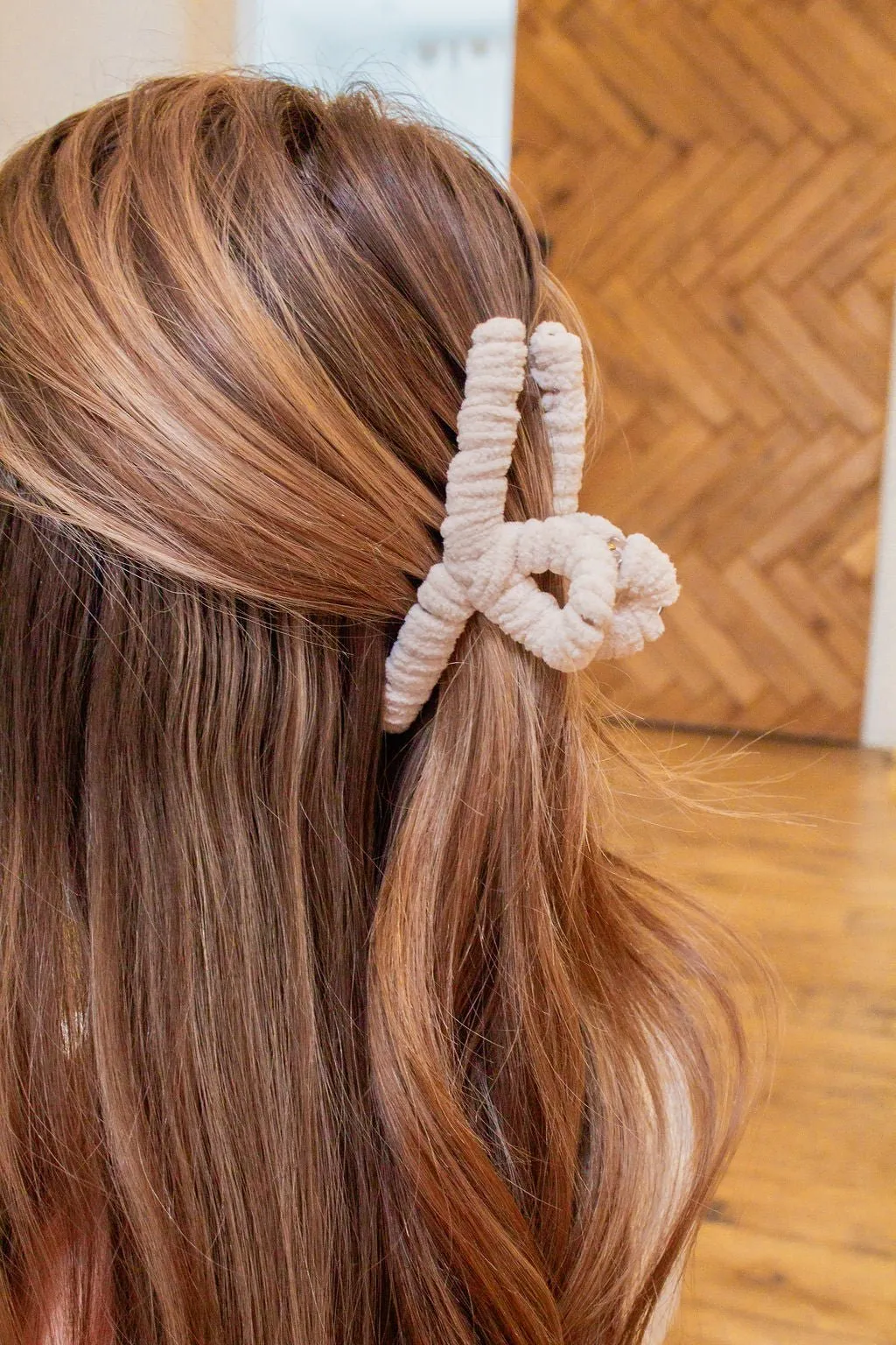 Chenille Loop Claw Clip Andi