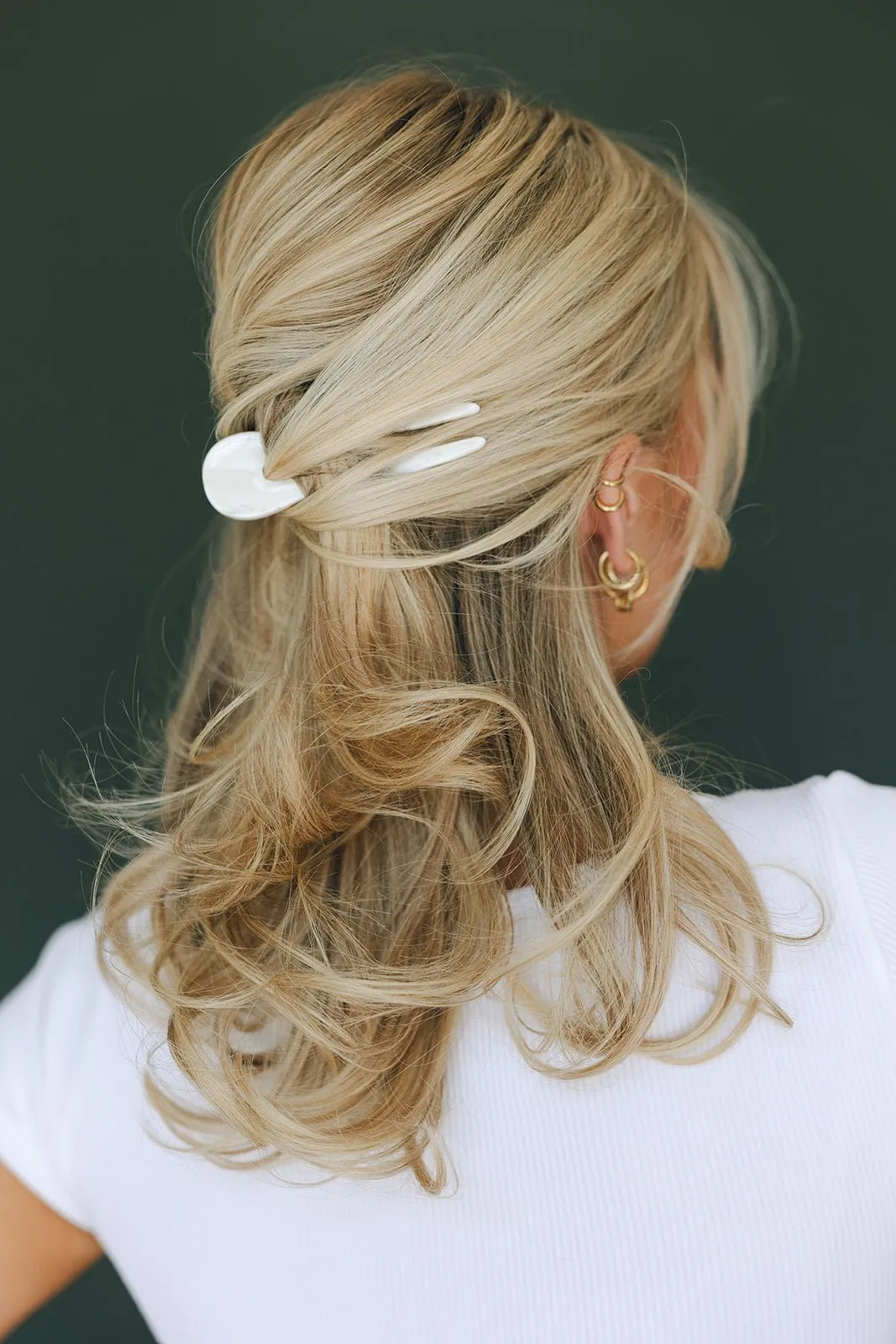 Chunky White Marble U-Shaped Hair Fork Andi