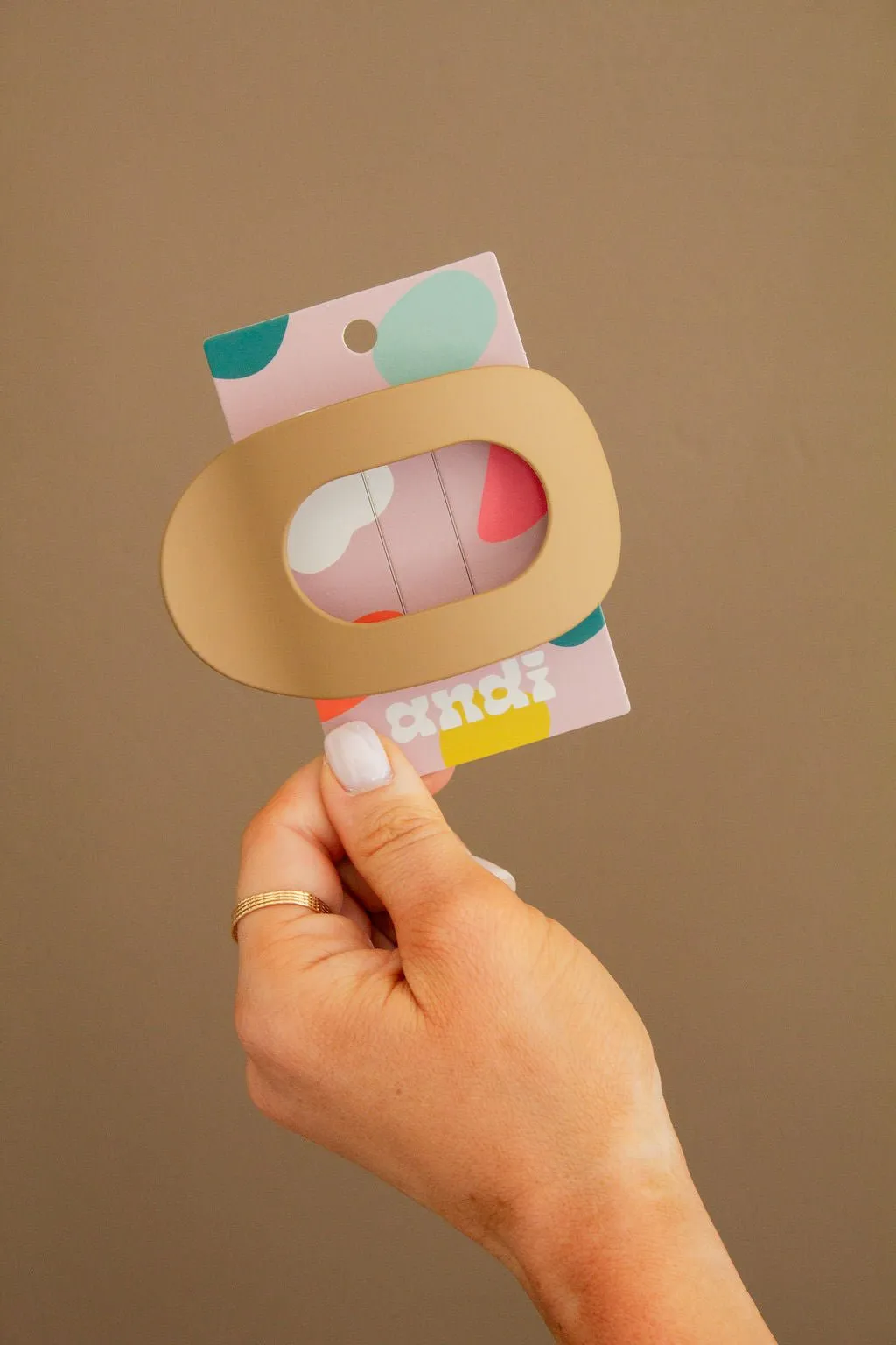 Circle Cutout Flat Claw Clip Andi