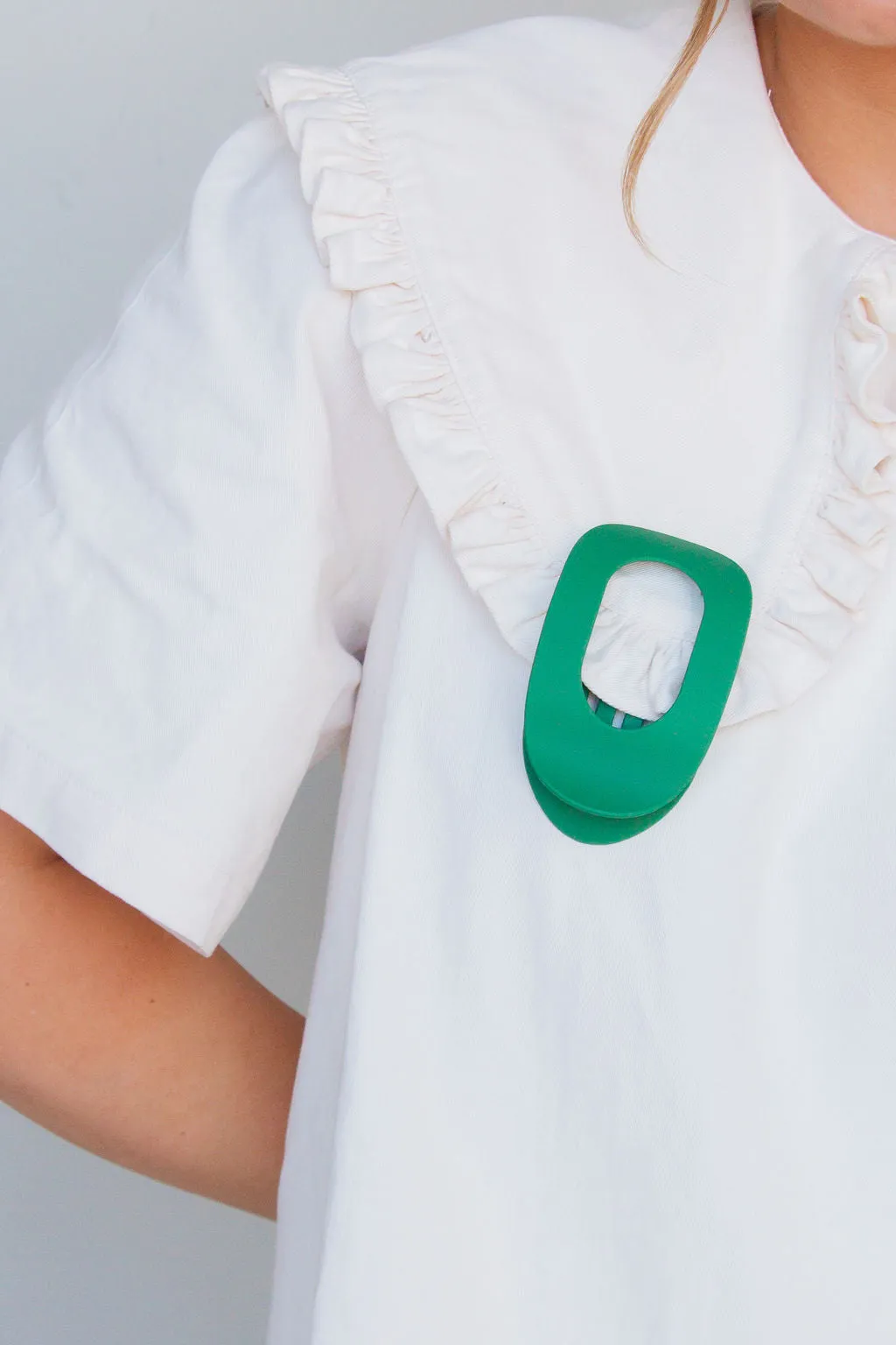 Circle Cutout Flat Claw Clip Andi