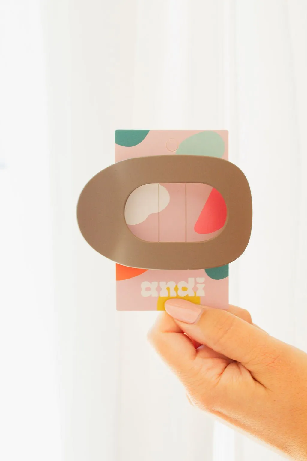 Circle Cutout Flat Claw Clip Andi