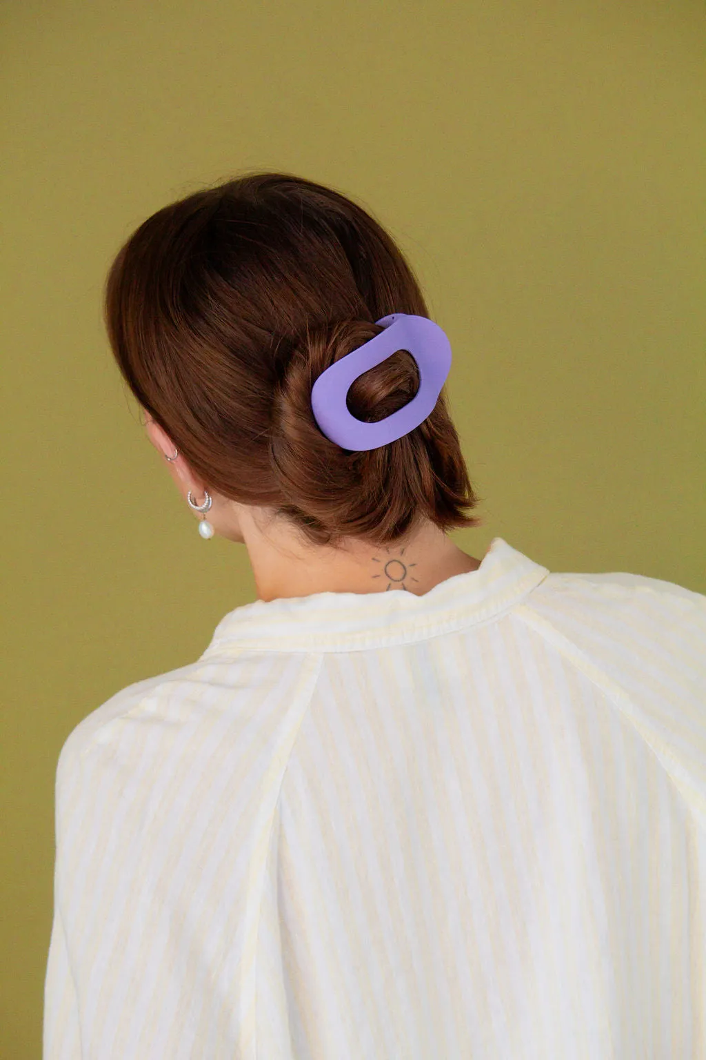 Circle Cutout Flat Claw Clip Andi