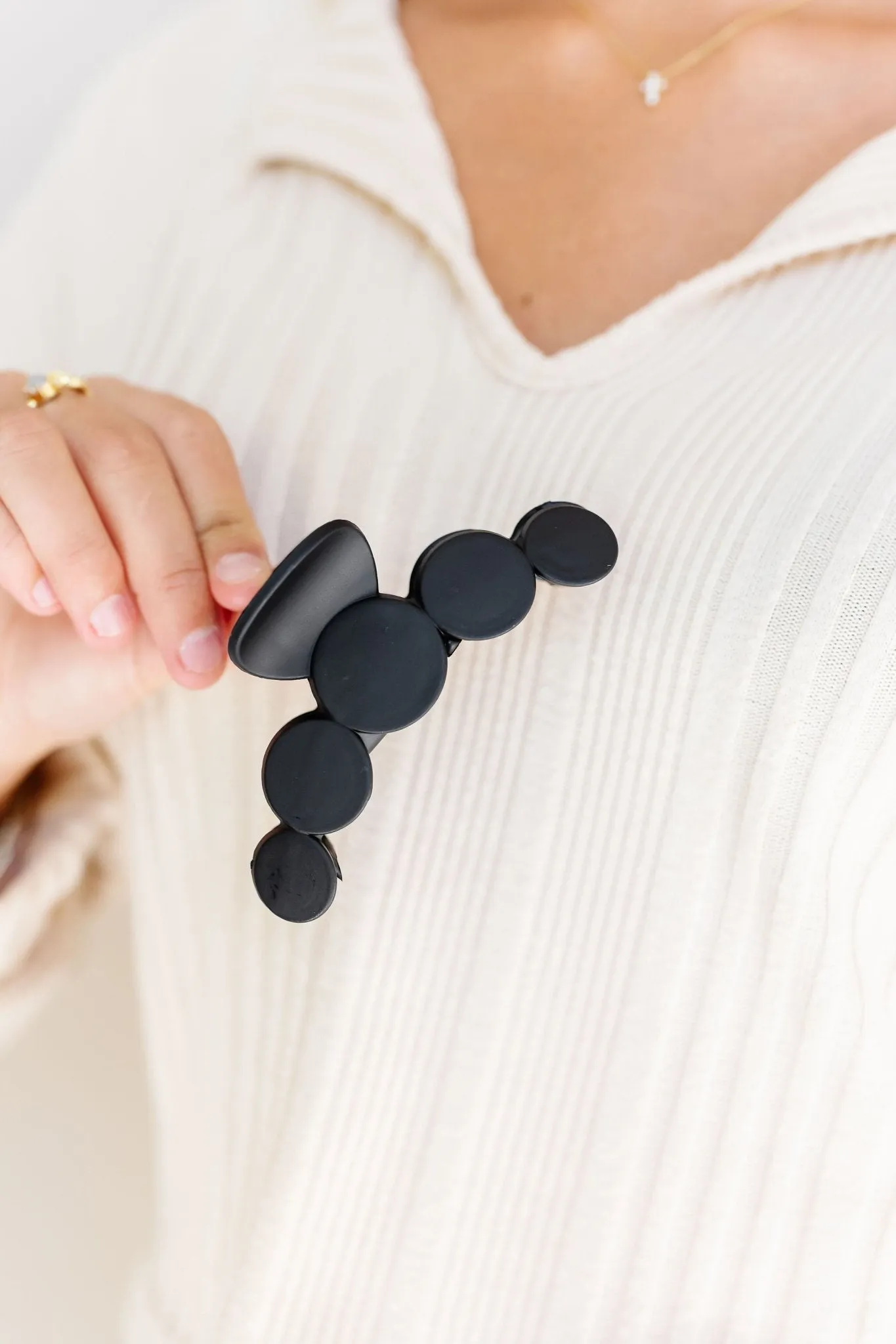 Circles Claw Clip Andi