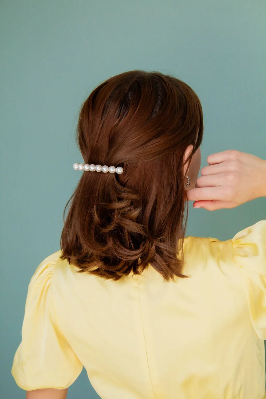 Classic Pearl Barrette Andi