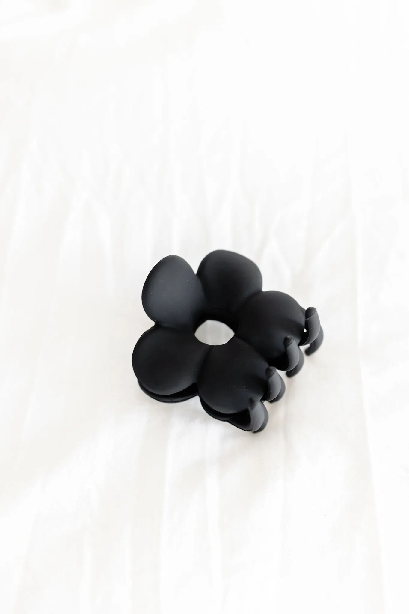 Cutie Flower Claw Clip Andi