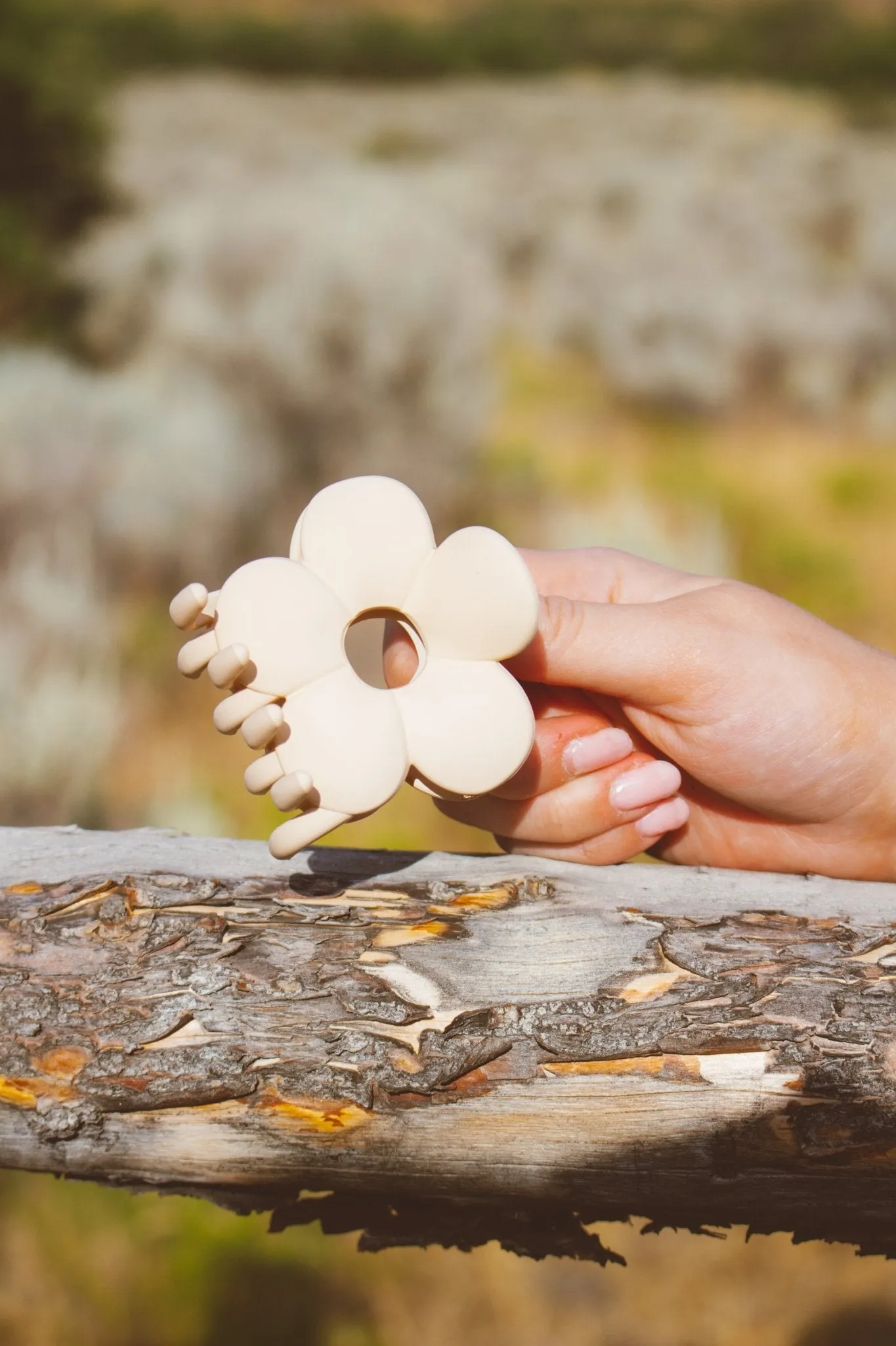 Cutie Flower Claw Clip Andi