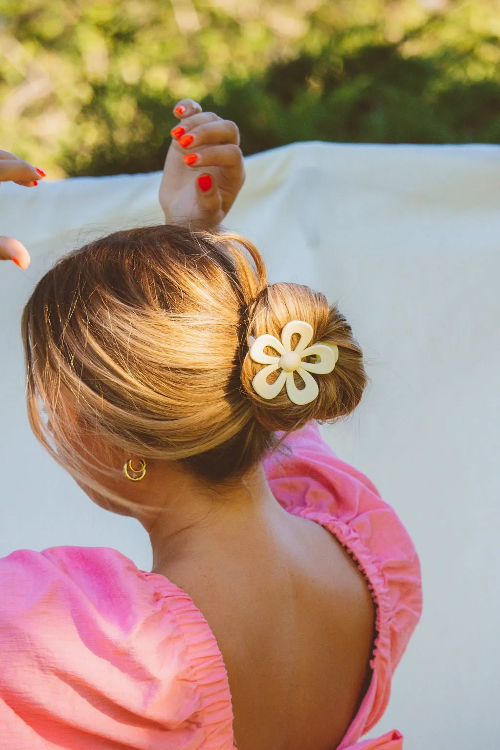 Cutout Flower Claw Clip Andi