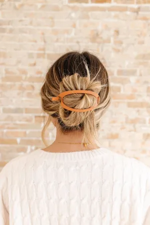 Cutout Oval Clip Andi