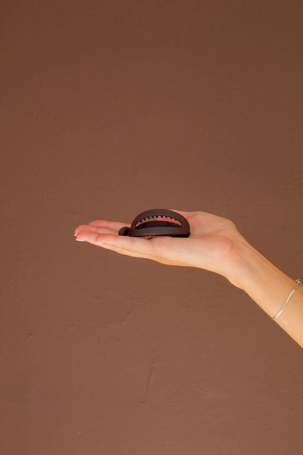 Cutout Ponytail Cuff Andi