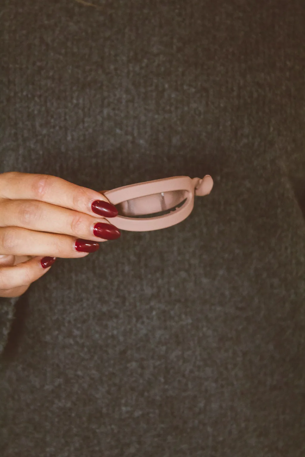 Cutout Ponytail Cuff Andi