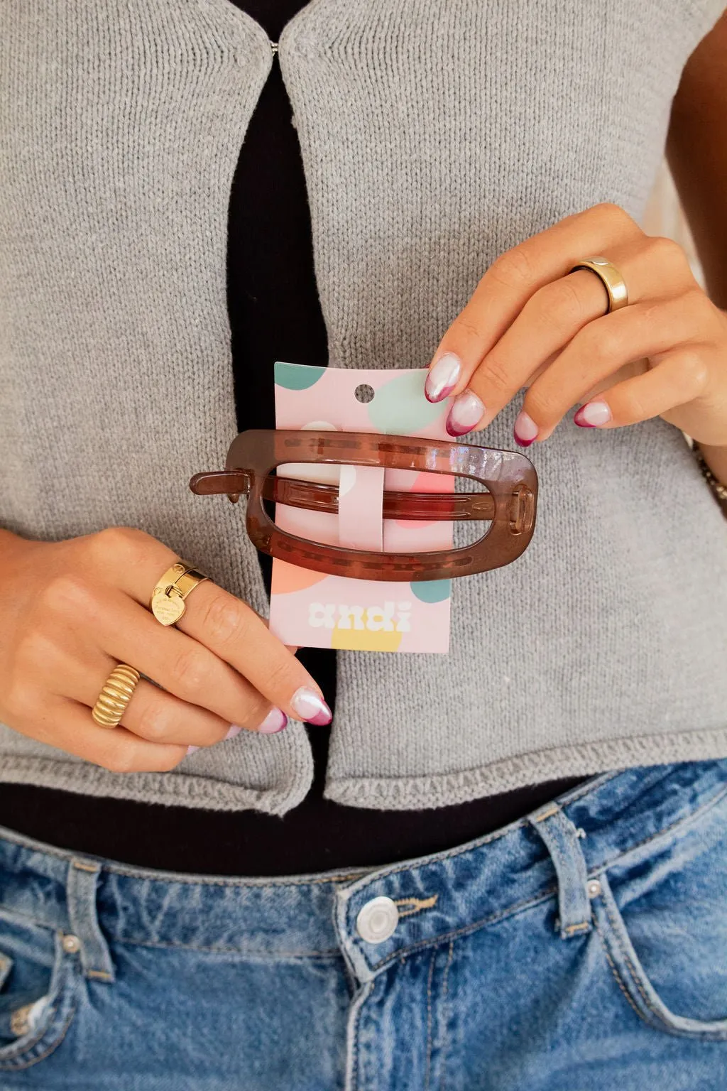 Cutout Rectangle Clip Andi