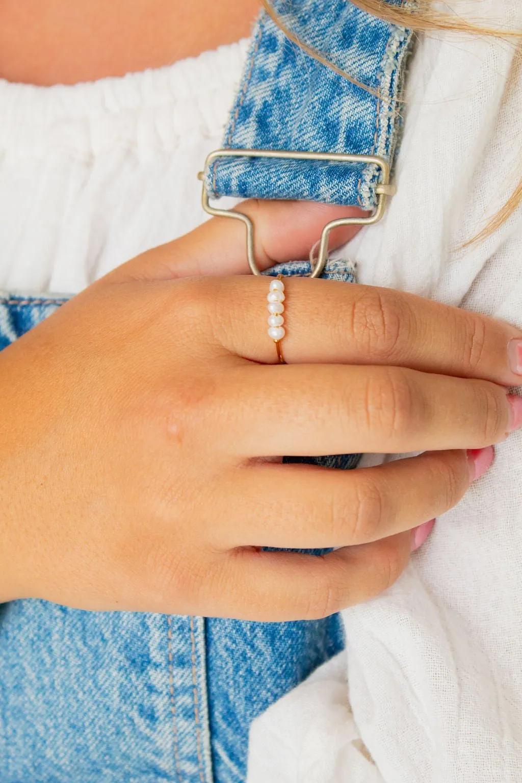 Dainty Freshwater Pearl Ring Andi