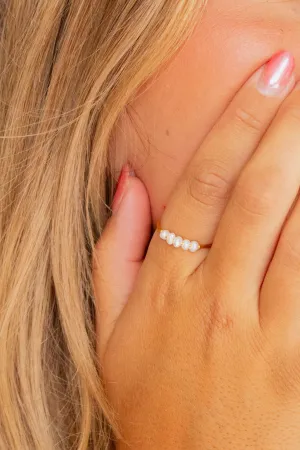 Dainty Freshwater Pearl Ring Andi