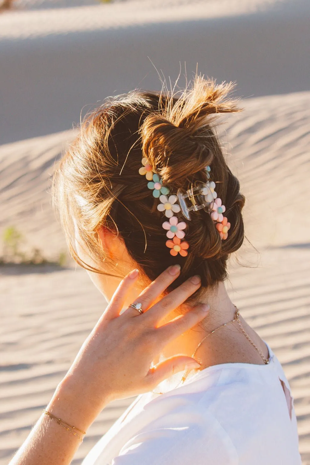 Daisy Blossom Claw Clip Andi