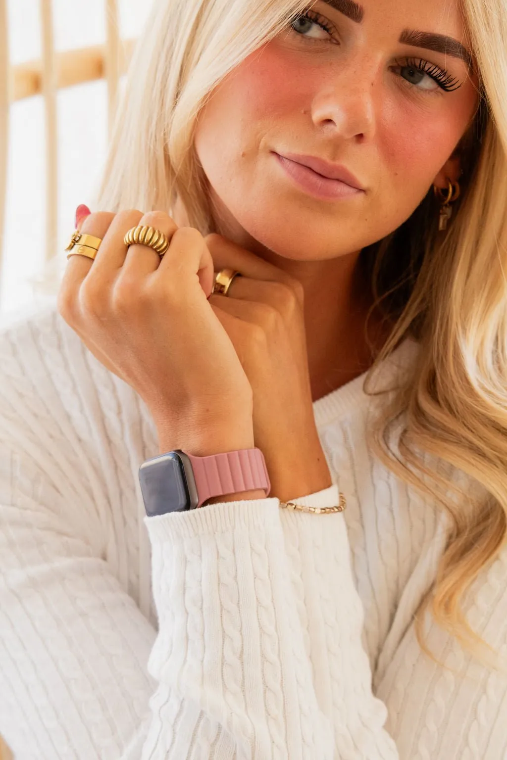 Deep Rose Magnetic Loop Watch Band Andi