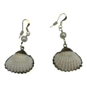 Earrings Dangle/Drop By Cmf In Gold & White