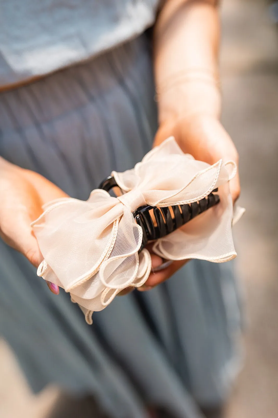 Fancy Bow Claw Clip Andi