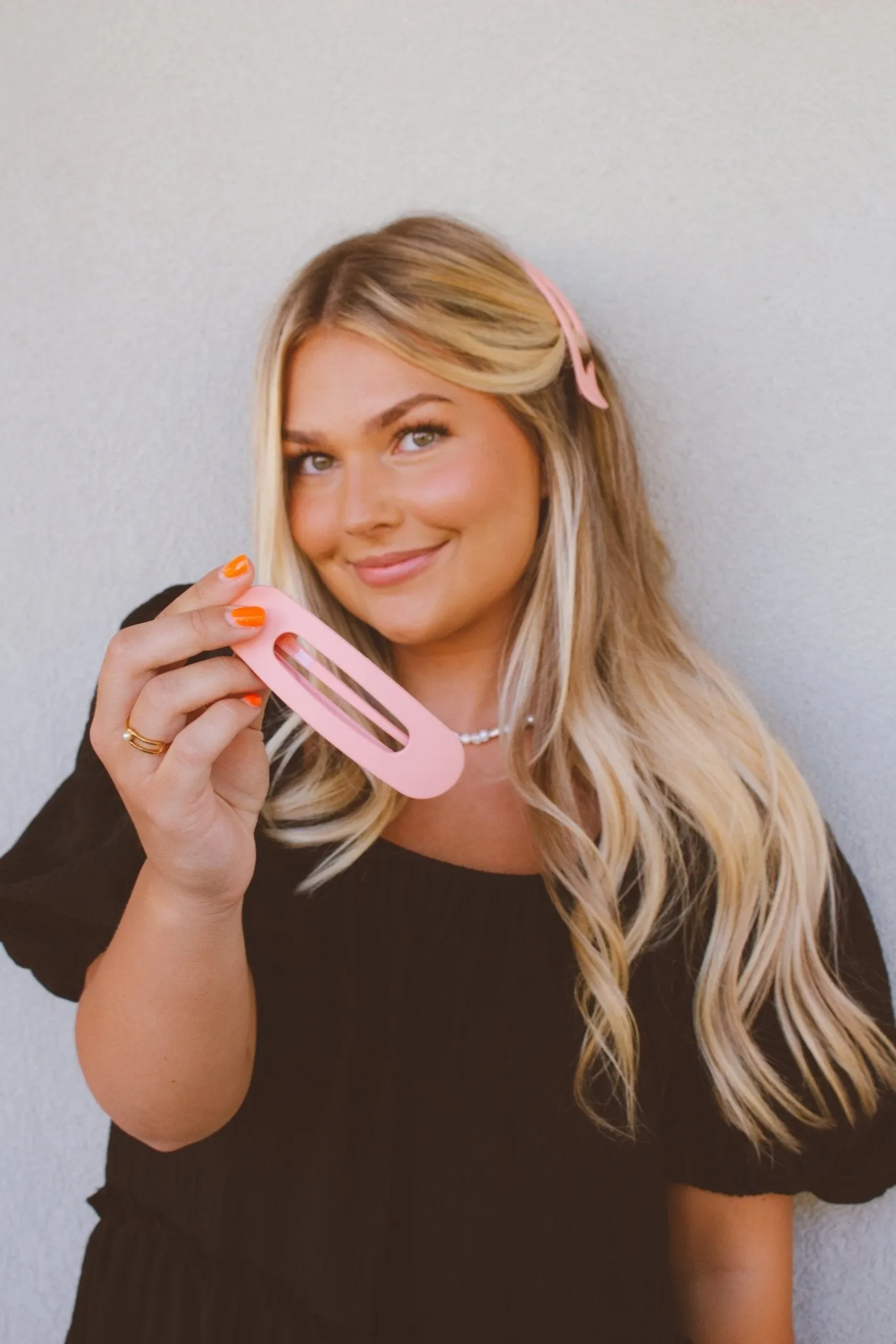 Flat Matte Claw Clip Andi