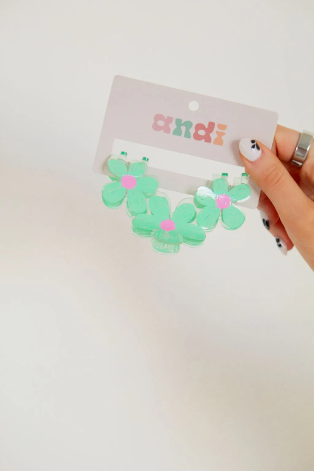 Full Bloom Claw Clip Andi