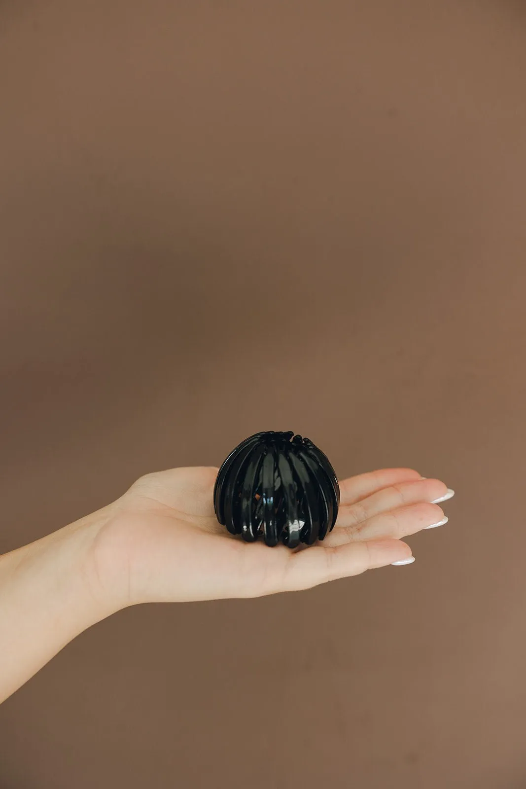Glossy Bird Nest Expanding Hair Claw Andi