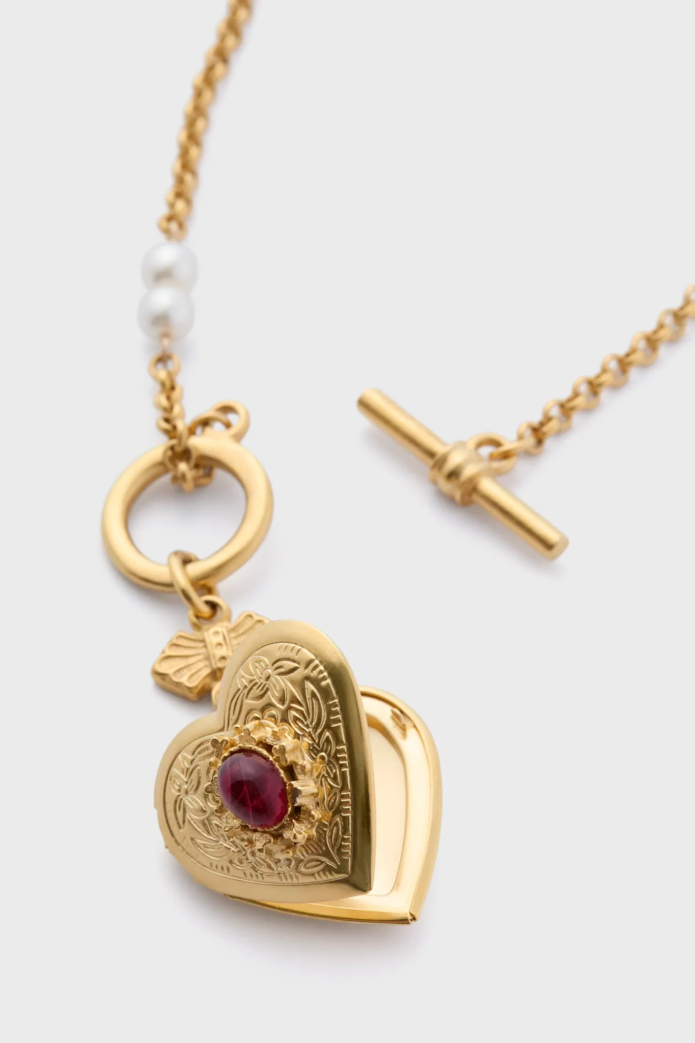 Gold Calder Heart Necklace