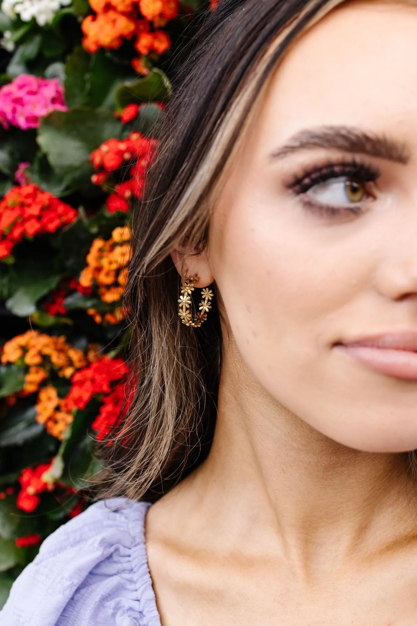 Gold Daisy Hoops - Hypoallergenic Andi