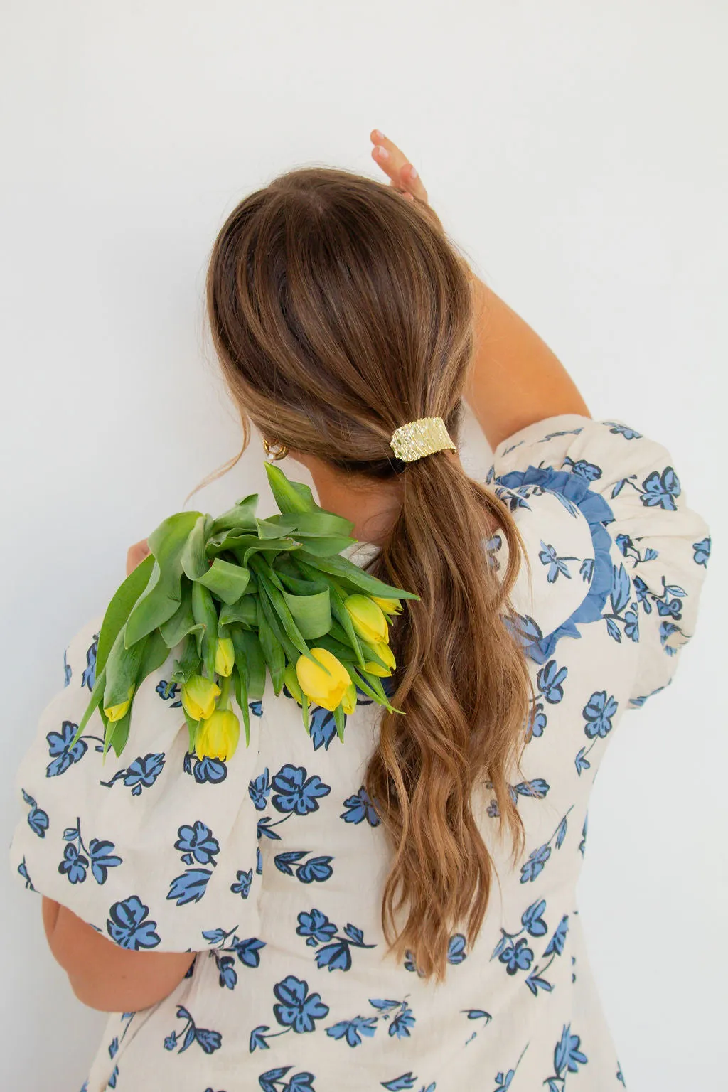 Gold Ruffled Bar Ponytail Cuff Andi