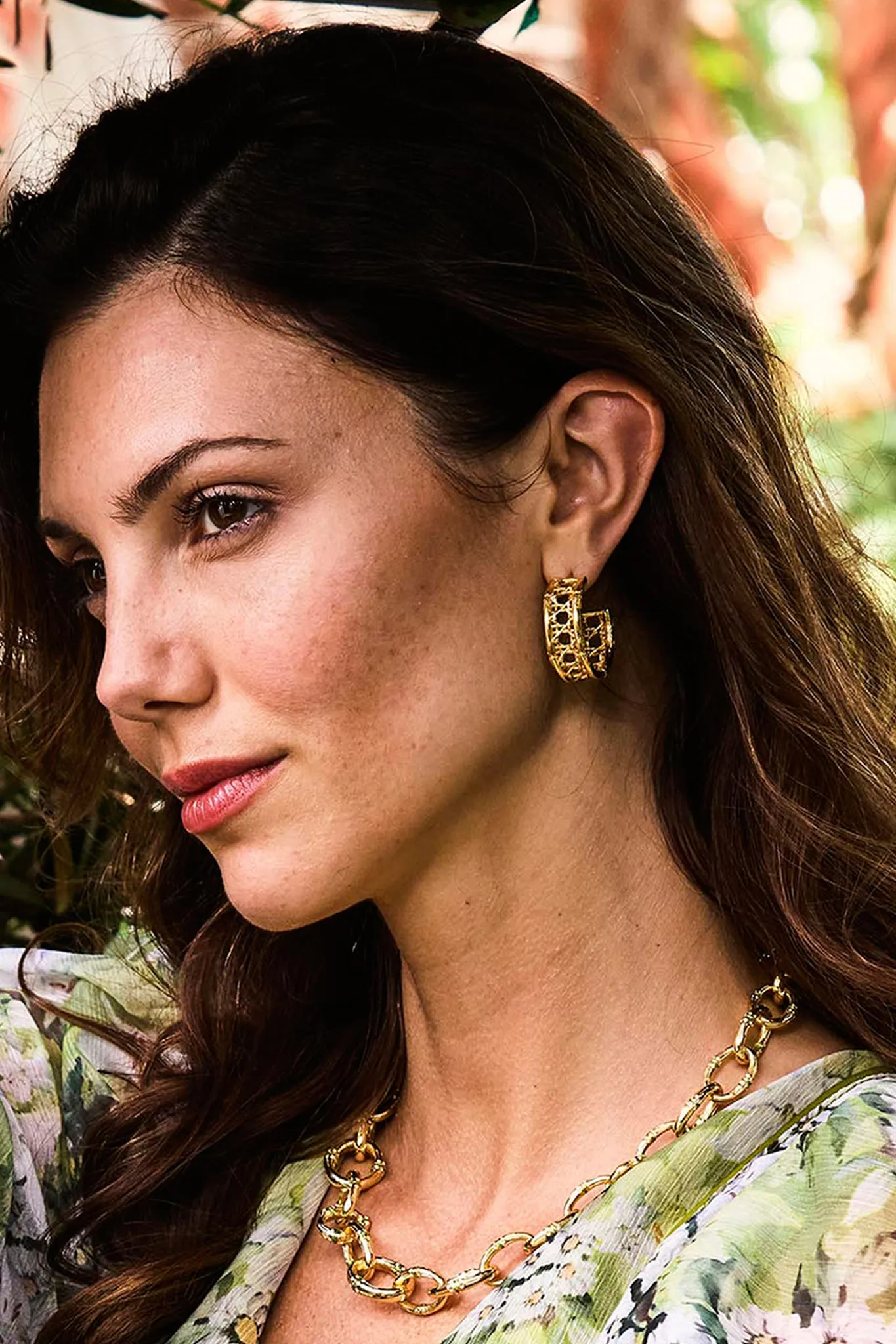 Gold Veranda Caning Medium Hoop Earrings