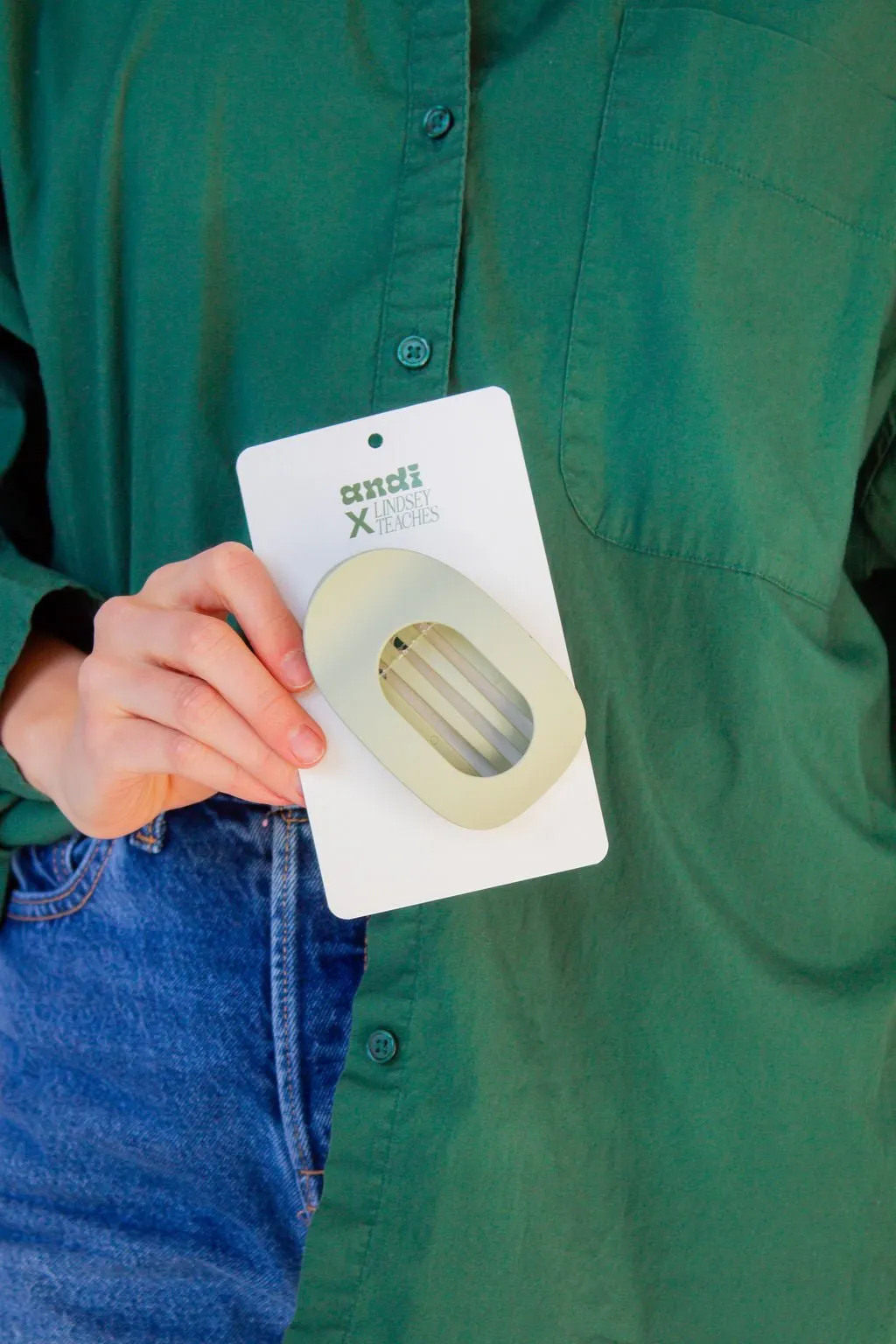 Green Circle Cutout Flat Claw Clip Andi
