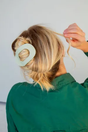 Green Circle Cutout Flat Claw Clip Andi