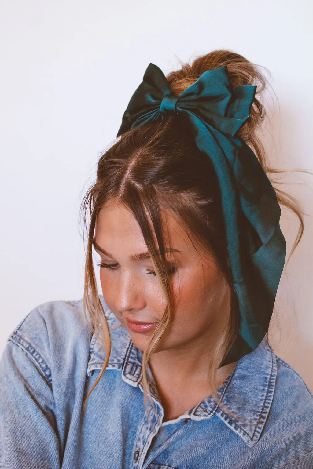 Green Satin Bow Andi