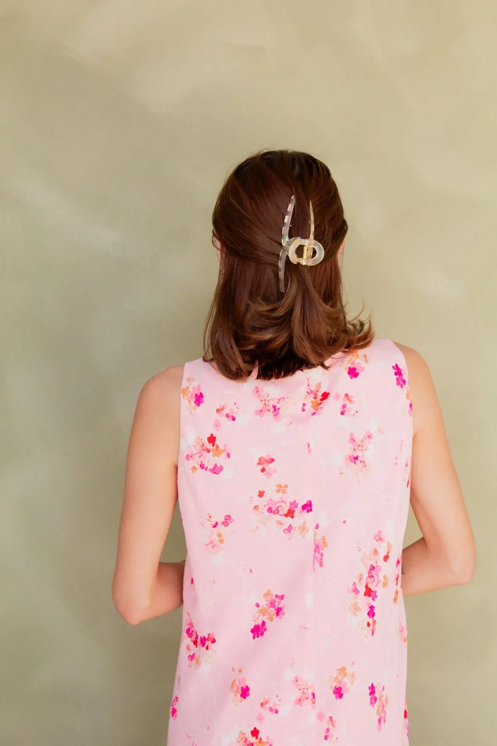 Iridescent Loop Claw Clip Andi