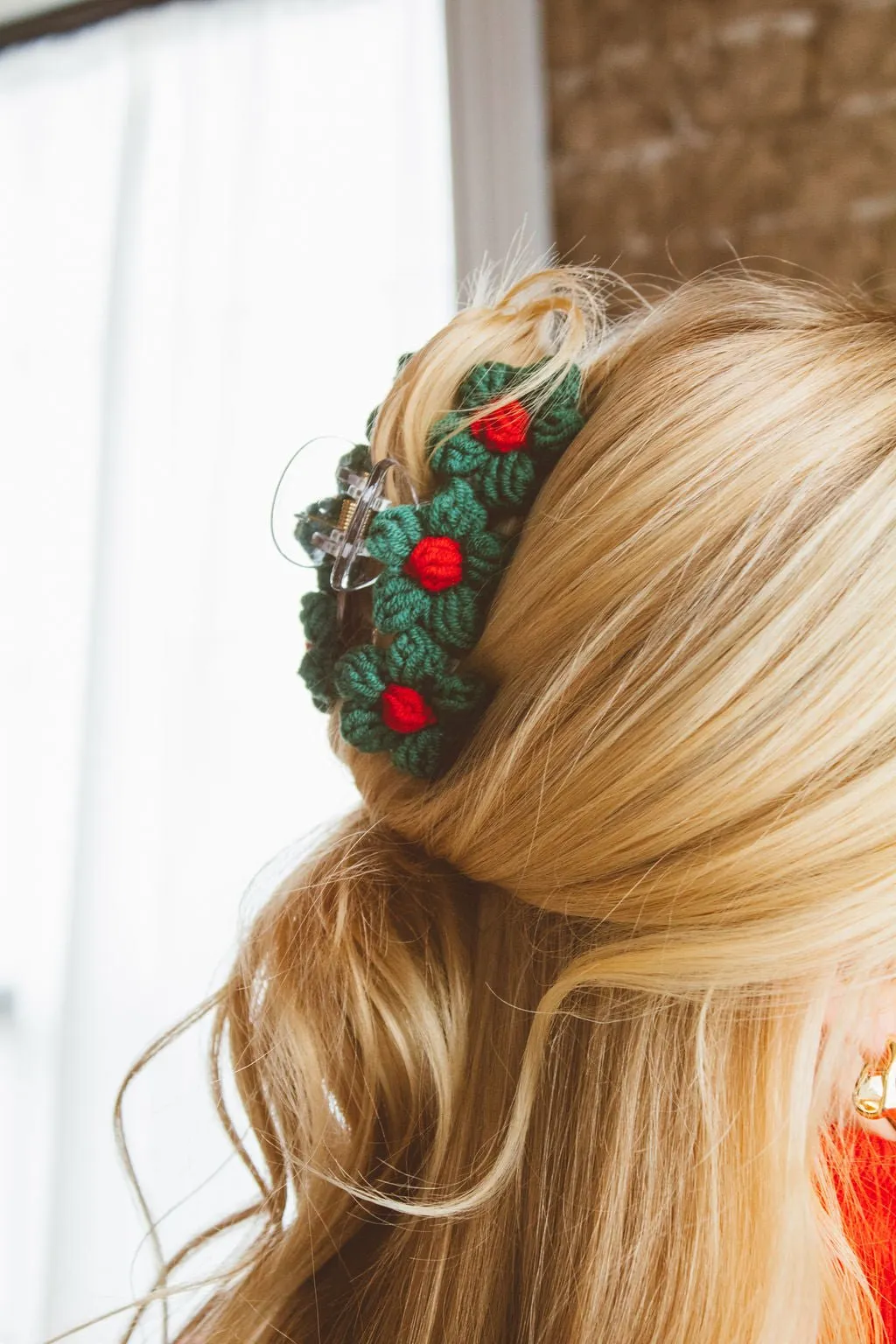 Knitted Petals Claw Clip Andi