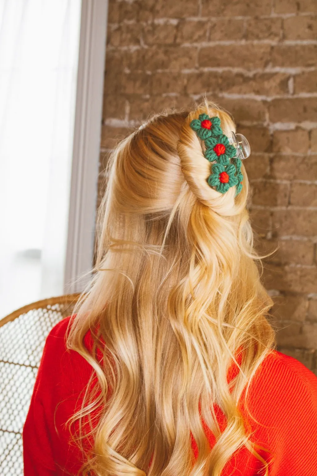 Knitted Petals Claw Clip Andi
