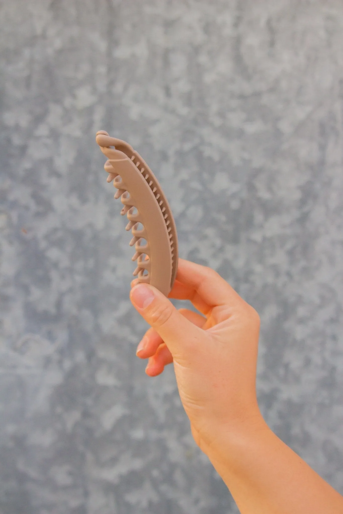 Large Banana Claw Clip Andi