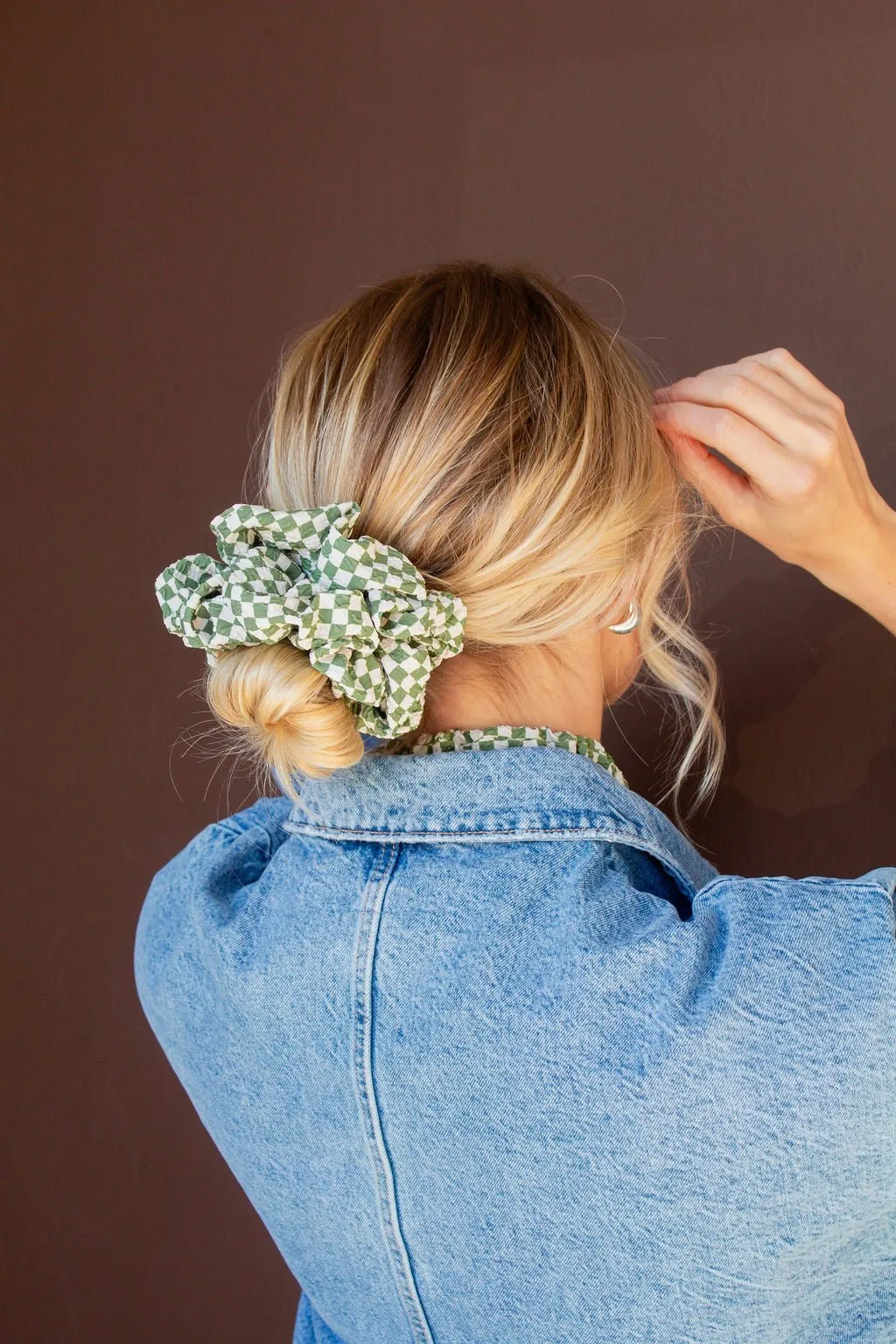Lindsey Checked Jumbo Scrunchie Andi
