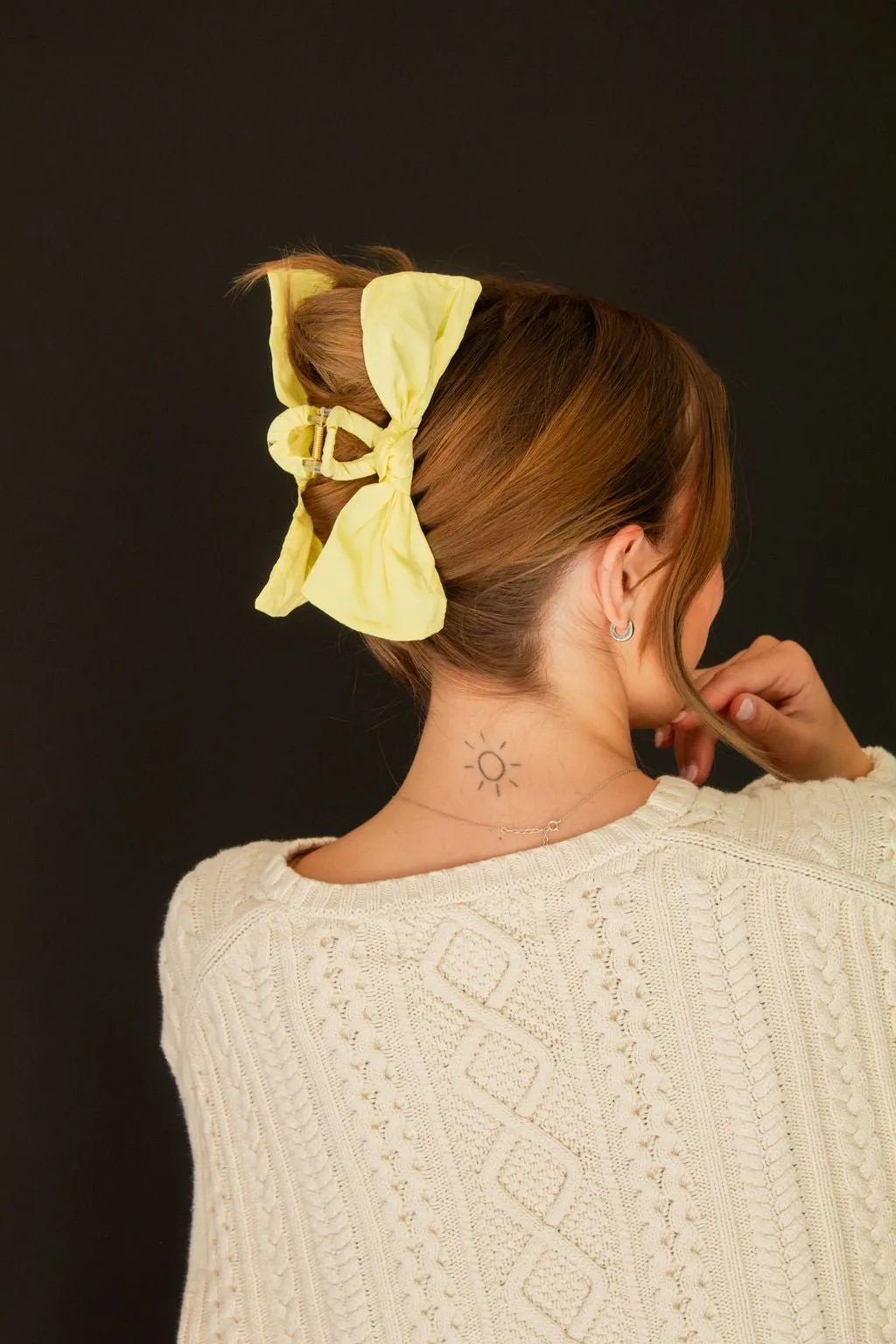Moonlight Glow Bow Claw Clip Andi