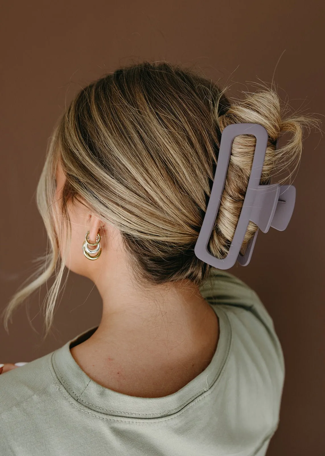 Must Have Claw Clip Andi